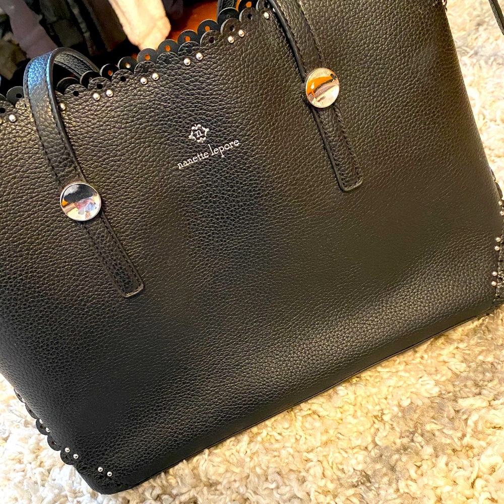 Black leather tote